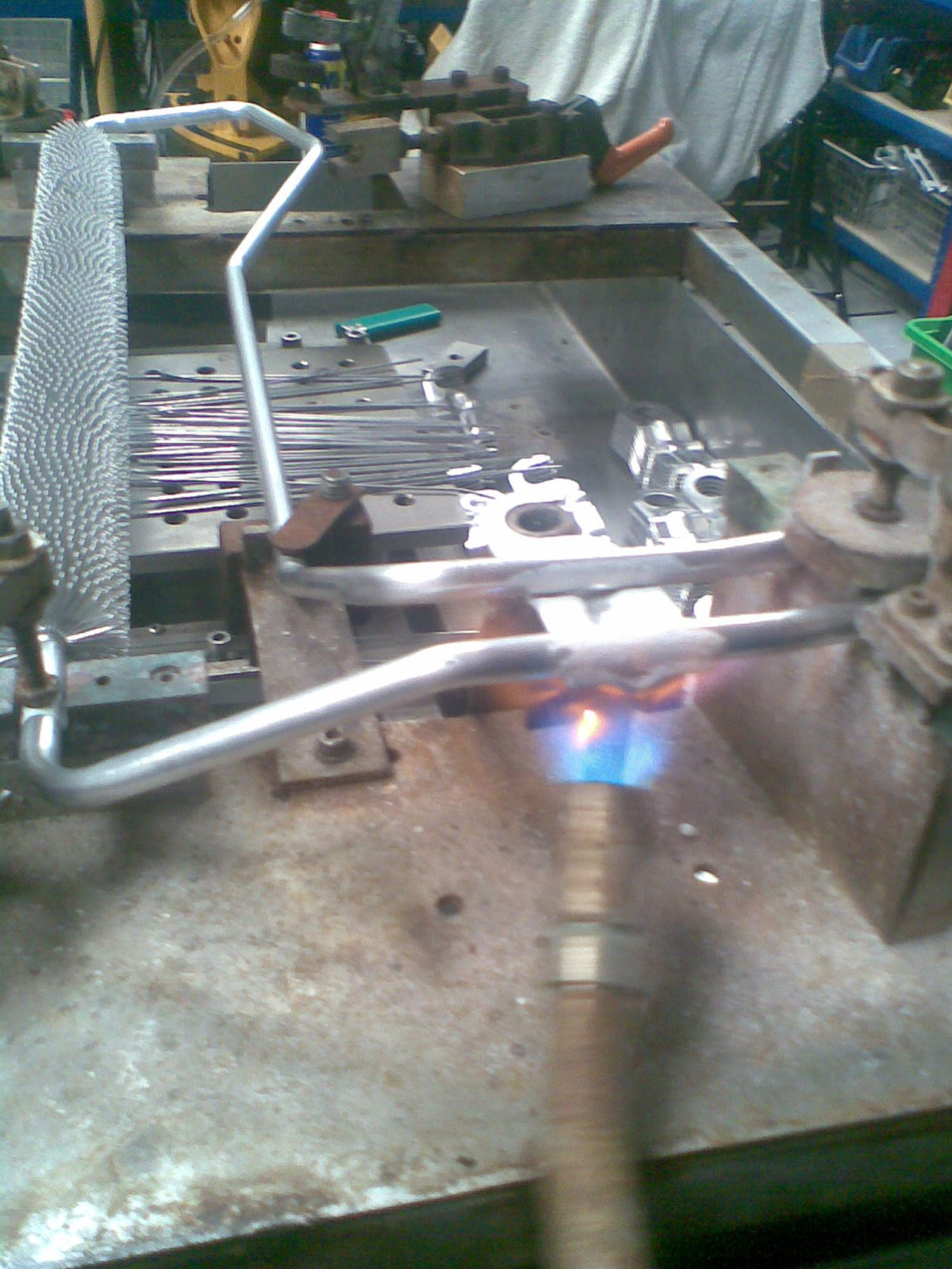 thumbnail image 2 of Smith Acetylene Casting Torch System For Gold And Silver 2 of 9